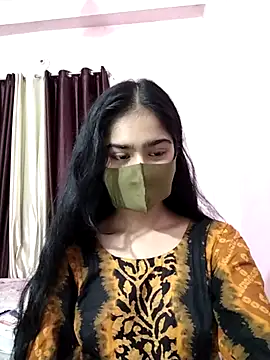 Arisha- online show from November 1, 2:30 pm