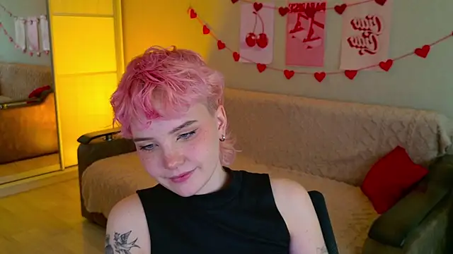 Snapshot of School_Love chatting on September 24, 11:13 am School Love online show from September 24, 11:13 am