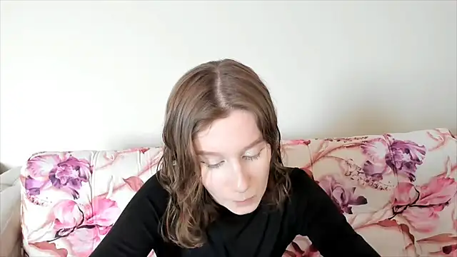 Snapshot of EnigmaSee chatting on January 27, 5:58 am EnigmaSee online show from January 27, 5:58 am