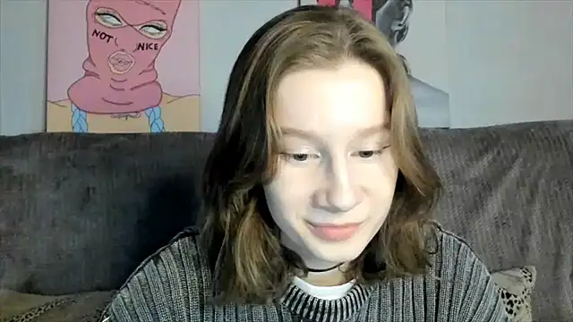 Snapshot of EnigmaSee chatting on February 27, 1:16 am EnigmaSee online show from February 27, 1:16 am