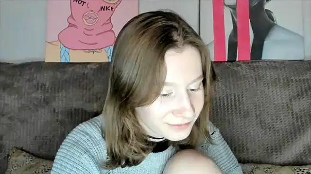 Snapshot of EnigmaSee chatting on March 14, 2:30 pm EnigmaSee online show from March 14, 2:30 pm