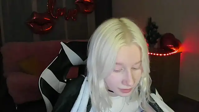 EnigmaSee online show from April 4, 7:11 pm