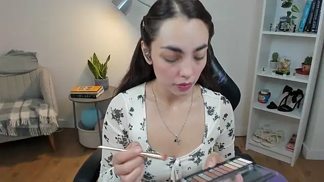  BellaEvans  online show from October 23, 4:45 am