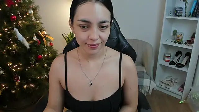  BellaEvans  online show from December 5, 5:49 am