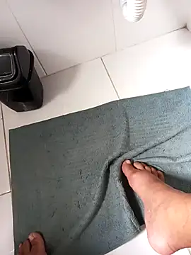 lobomisterioso13 online show from November 10, 11:20 am