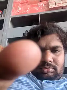 Snapshot of chiku070707 chatting on February 5, 7:46 am chiku070707 online show from February 5, 7:46 am