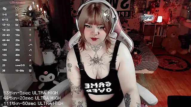 Snapshot of noori__hope chatting on July 28, 9:25 pm noori hope online show from July 28, 9:25 pm