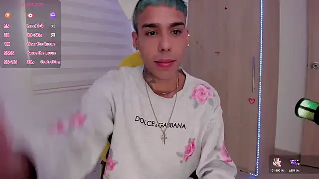 aldrinwhite online show from March 19, 5:39 pm