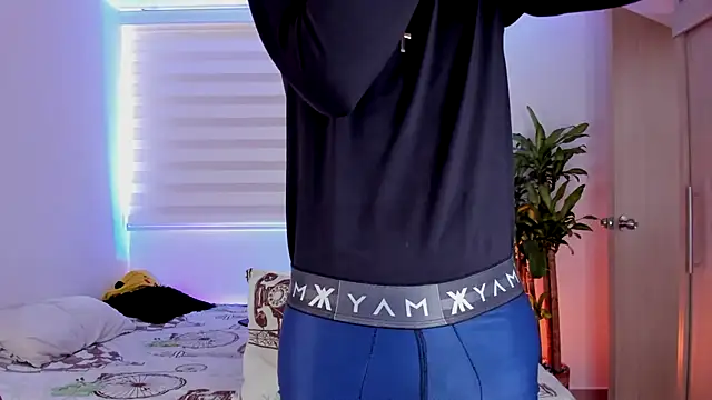 aldrinwhite online show from October 23, 4:50 pm