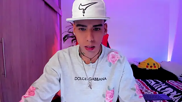 aldrinwhite online show from March 2, 5:20 pm