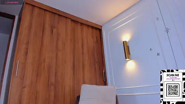 Chrishell  online show from March 13, 4:38 am