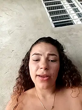 Mommy-Hot online show from March 18, 8:04 pm