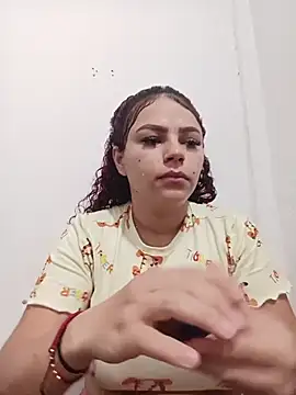 Mommy-Hot online show from April 20, 1:47 pm