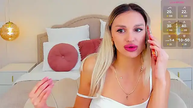 MissLoou online show from November 17, 6:19 am