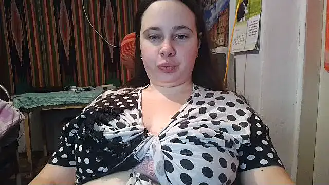 Snapshot of Cora_Maro chatting on January 29, 7:15 am Cora Maro online show from January 29, 7:15 am