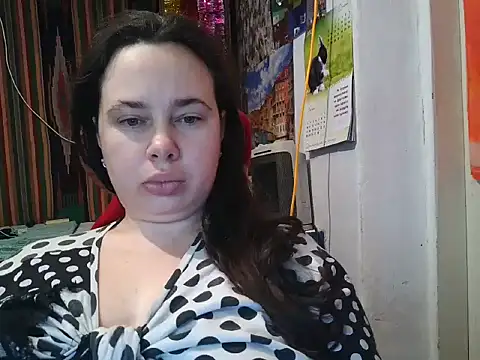 Snapshot of Cora_Maro chatting on February 1, 10:44 pm Cora Maro online show from February 1, 10:44 pm