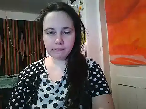 Snapshot of Cora_Maro chatting on February 9, 3:22 am Cora Maro online show from February 9, 3:22 am