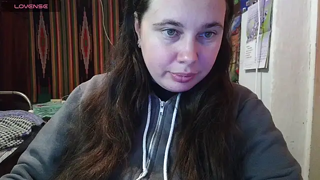 Snapshot of Cora_Maro chatting on October 3, 9:50 am Cora Maro online show from October 3, 9:50 am