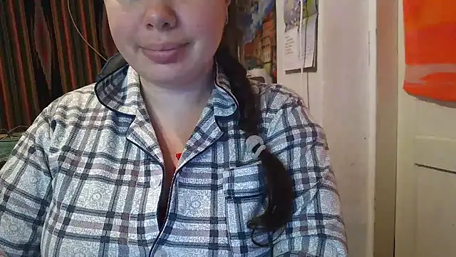 Snapshot of Cora_Maro chatting on October 5, 9:24 pm Cora Maro online show from October 5, 9:24 pm
