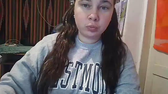Snapshot of Cora_Maro chatting on October 6, 12:02 pm Cora Maro online show from October 6, 12:02 pm