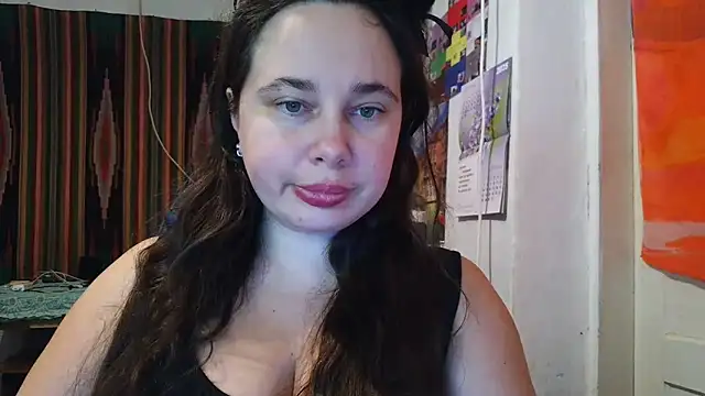 Snapshot of Cora_Maro chatting on October 9, 1:31 pm Cora Maro online show from October 9, 1:31 pm