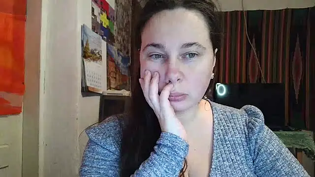 Cora Maro online show from February 11, 3:50 pm