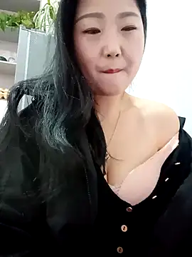 Snapshot of AHL756 chatting on January 23, 6:17 am AHL756 online show from January 23, 6:17 am