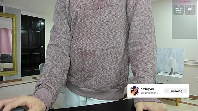 charolbruce 1 online show from January 19, 12:09 pm