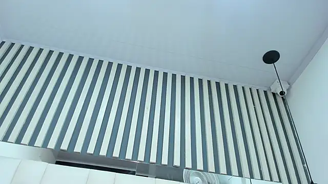 gabriela  gomez online show from February 19, 4:33 pm