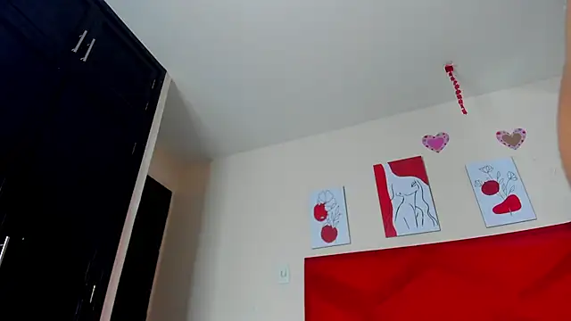 DakotaHoland online show from March 5, 7:54 pm