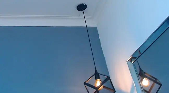 AbigailWilliams  online show from March 18, 11:08 am