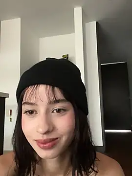 salome-brown online show from February 6, 10:00 pm