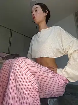 salome-brown online show from February 2, 11:03 pm