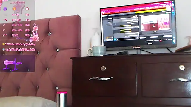 Snapshot of Gaby_Vegaa chatting on March 1, 1:11 am Gaby Vegaa online show from March 1, 1:11 am