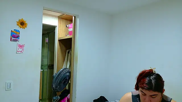 Snapshot of Gaby_Vegaa chatting on November 19, 10:10 pm Gaby Vegaa online show from November 19, 10:10 pm