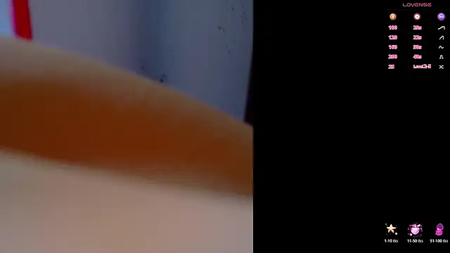 Snapshot of Gaby_Vegaa chatting on November 22, 10:09 pm Gaby Vegaa online show from November 22, 10:09 pm