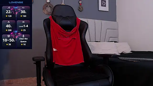 AndyBlass online show from October 15, 9:04 pm