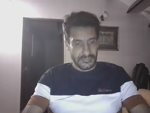 elkike1980 online show from May 16, 1:13 am