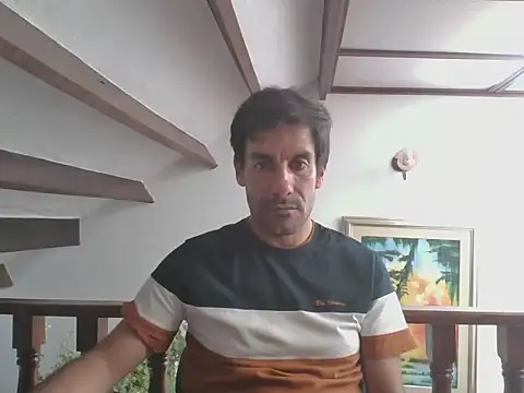 Snapshot of elkike1980 chatting on July 16, 7:31 pm elkike1980 online show from July 16, 7:31 pm