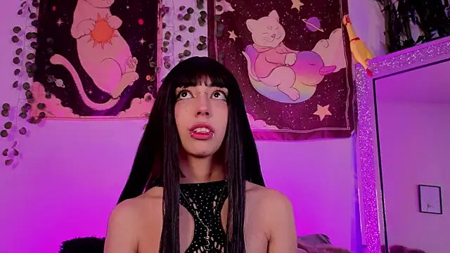 Nyx nayla online show from December 16, 7:02 am