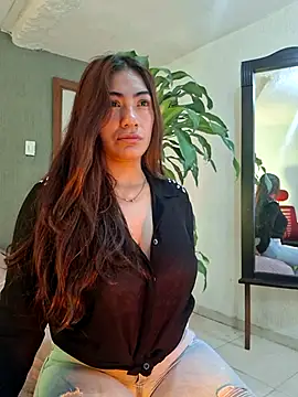 Snapshot of emmily_d chatting on March 12, 4:46 pm emmily d online show from March 12, 4:46 pm