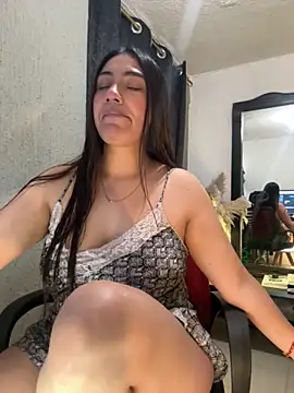 Snapshot of emmily_d chatting on October 11, 8:51 pm emmily d online show from October 11, 8:51 pm