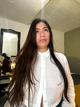 Snapshot of emmily_d chatting on October 15, 5:57 pm emmily d online show from October 15, 5:57 pm