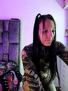 Nicole420squirt online show from February 17, 8:36 pm