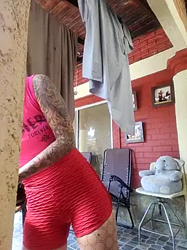 Snapshot of LorenRosse chatting on January 12, 2:41 pm LorenRosse online show from January 12, 2:41 pm