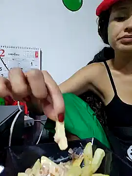 Snapshot of LorenRosse chatting on February 16, 3:04 am LorenRosse online show from February 16, 3:04 am