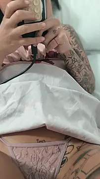 LorenRosse online show from April 18, 7:58 pm