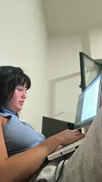 LorenRosse online show from April 23, 8:55 pm