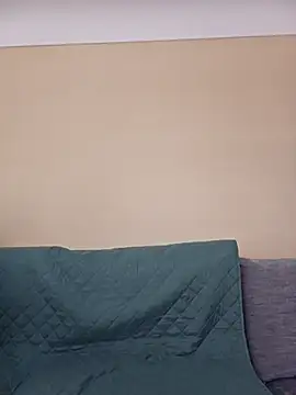 DevilDahm online show from April 18, 8:42 pm