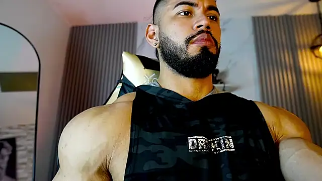 Snapshot of jaxon_colton chatting on December 1, 11:21 pm jaxon colton online show from December 1, 11:21 pm